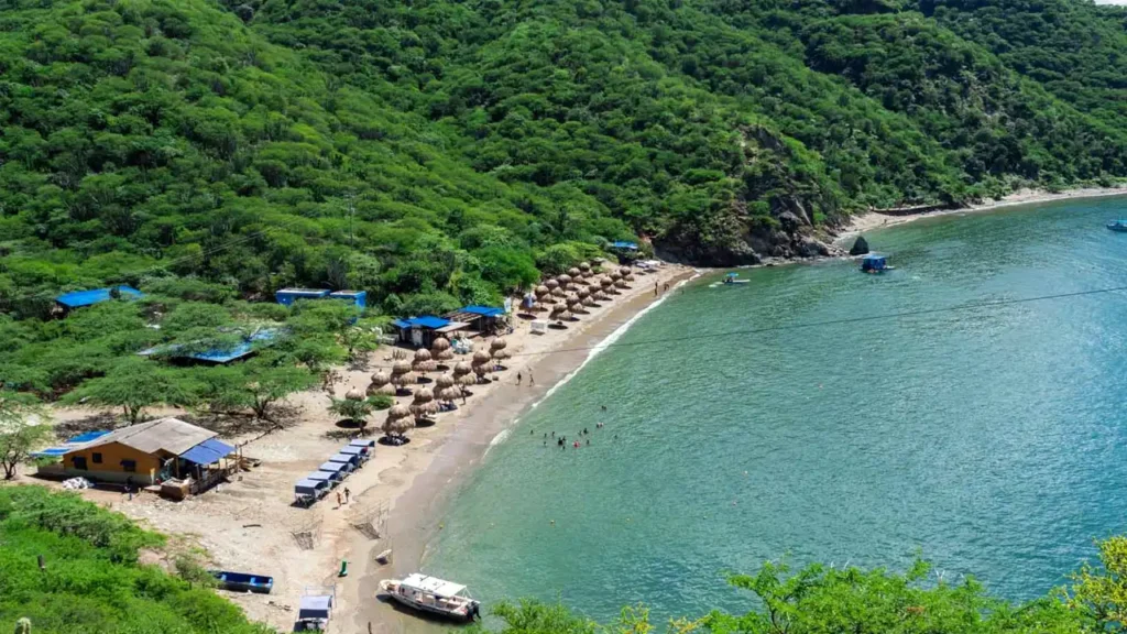 Playa Inca Inca, destino para navegar desde Santa Marta