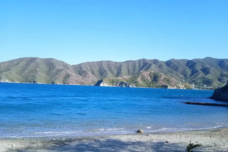 Rosita, stop on a private route in Santa Marta