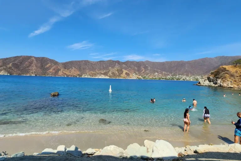 Playaca, stop on a private route in Santa Marta